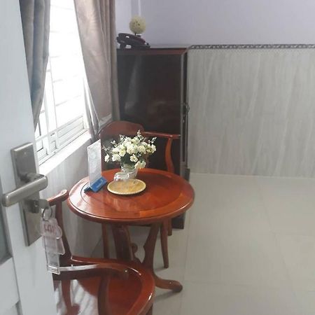 Minh Minh Hotel Куи Нхон Екстериор снимка